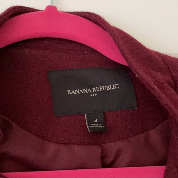 Banana Republic size 4. Wool material- looks amazing burgundy - Picture 2 of 4